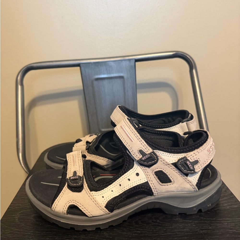 ECCO Offroad Nubuck Sandals Beige EU 37 - Picture 7 of 12